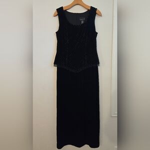 Scarlett Black Textured Midi Dress